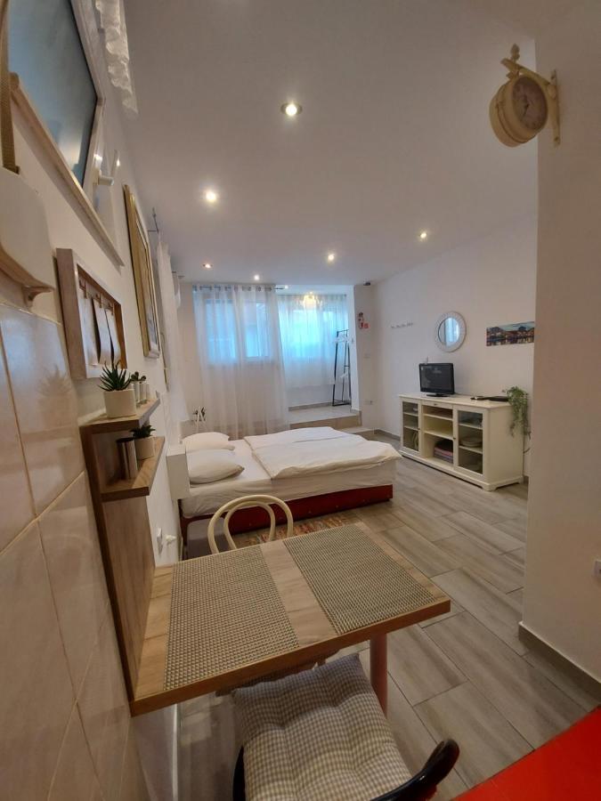 Studio Apartment Conte Split Bagian luar foto