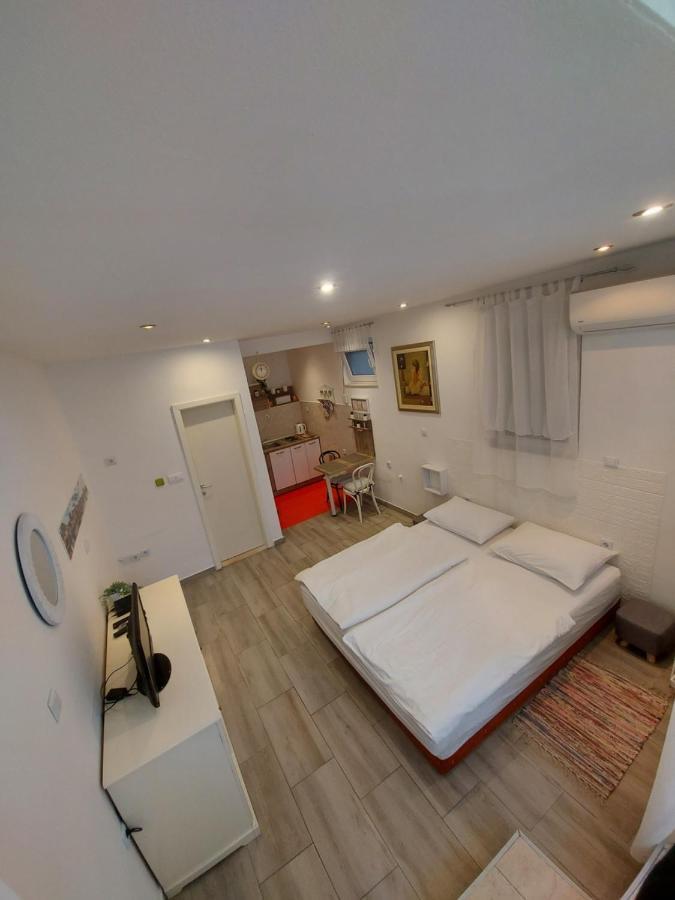 Studio Apartment Conte Split Bagian luar foto