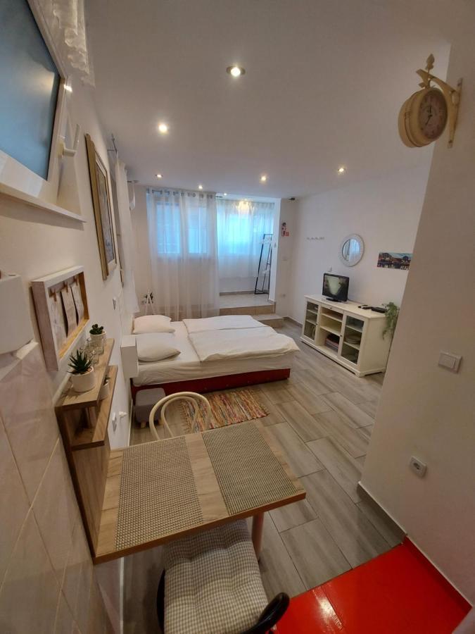 Studio Apartment Conte Split Bagian luar foto